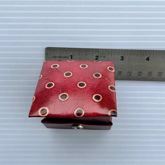 Earring / Jewelry Pouch with snap closure - ‘leather’ like material pack of 3 - Picture 6 of 11